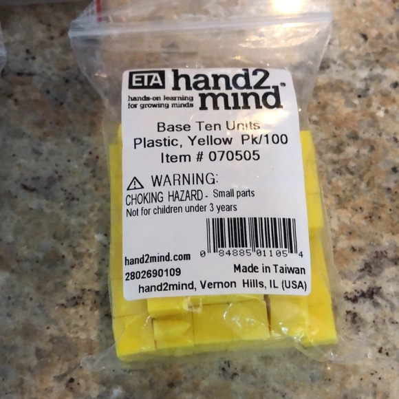 Hand2mind Base Ten set - Picture 4 of 6